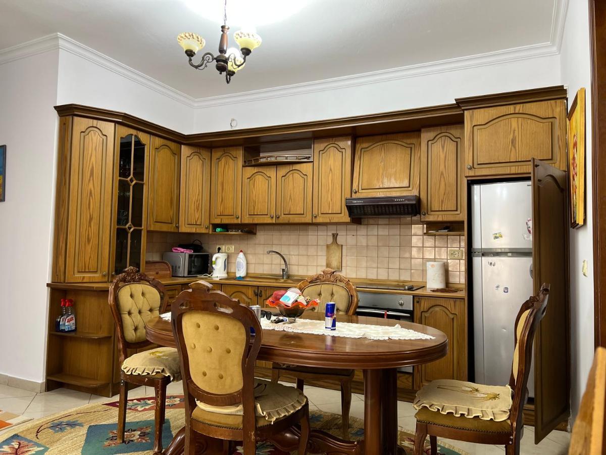 Entire Apartment Castle View Berat Luaran gambar