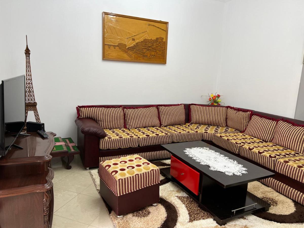Entire Apartment Castle View Berat Luaran gambar