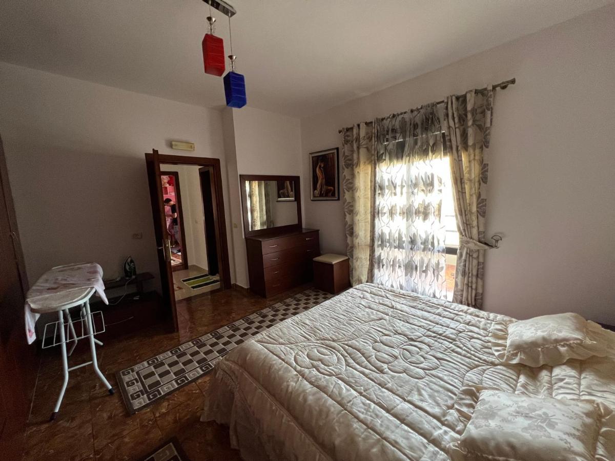 Entire Apartment Castle View Berat Luaran gambar